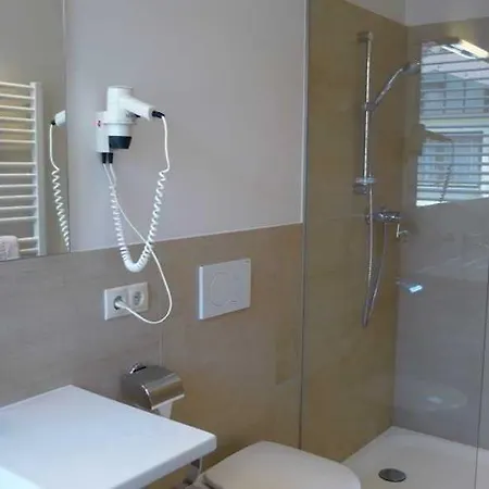 Plainbrücke | Self Check-in Hotel 3*