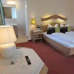 Hotel Plainbruecke | Self Check-in